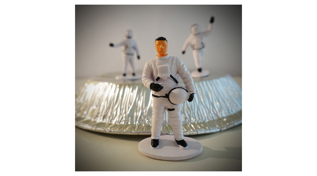 Pie Tin Astronauts